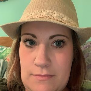 Meet your Posher, Randi